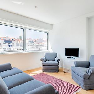 Estrela Modern Flat @ Infante Santo