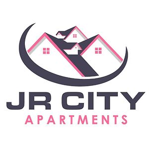 Bright + Central Near Belvedere By Jr City Apartments