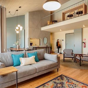 Feel Corporate Housing Campanha
