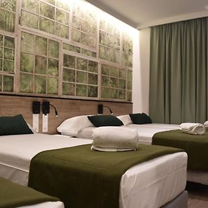 Casp-er Guest House
