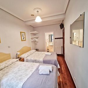 Private Bathroom Twin Room