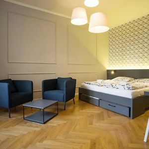 Design Studio Andel, All Historical Sights Walkable