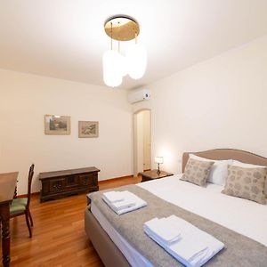 Chambre Lit Queen-Size
