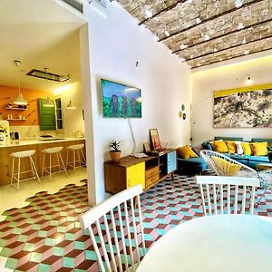 Tyche Apartment