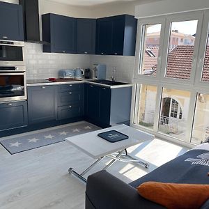 Appartement à 3 Chambres à Coucher