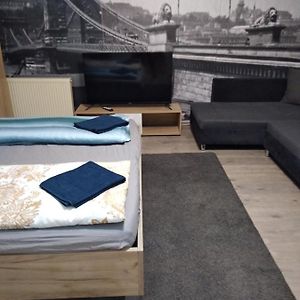 Appartement à 3 Chambres à Coucher