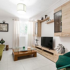 Appartement à 2 Chambres à Coucher