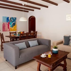 Appartement à 3 Chambres à Coucher