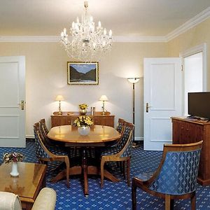 Suite à 2 Chambres à Coucher
