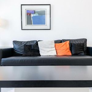 Lovely Suite With River Views And Parking