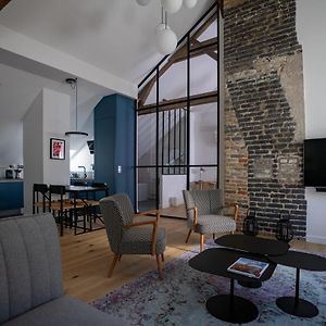 Appartement à 2 Chambres à Coucher