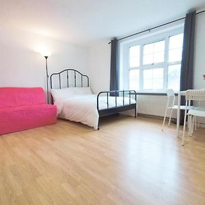 Luna 218 Flat 3 At Marble Arch