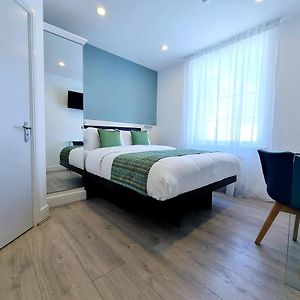Ce studio est situé au rez-de-chaussée