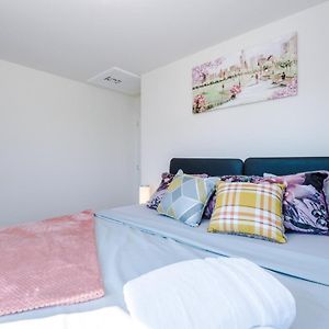 Appartement à 3 Chambres à Coucher