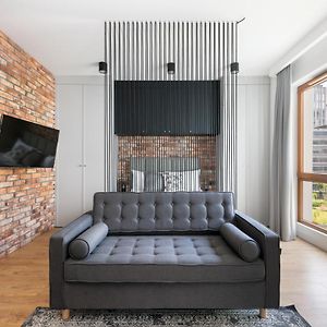 Karolkowa 28 II - Premium Apartments With Balcony By Noclegi Renters