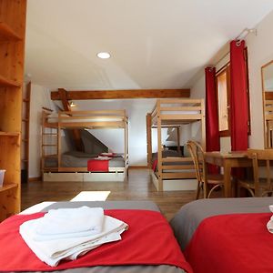 Family Private Bathroom Twin Room