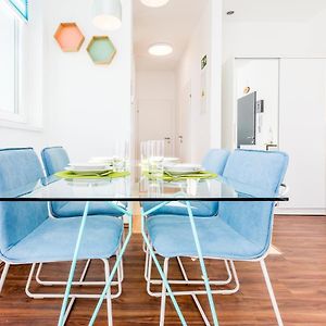 Simtown Suite Apartments