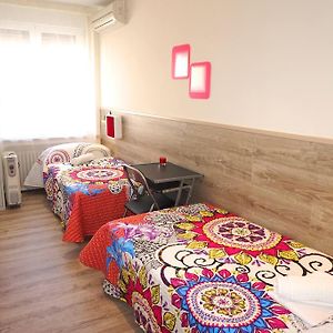 Dormitory Room Mixed