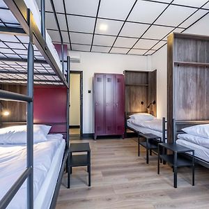 Dormitory Room Mixed