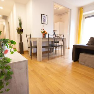 Appartement à 3 Chambres à Coucher
