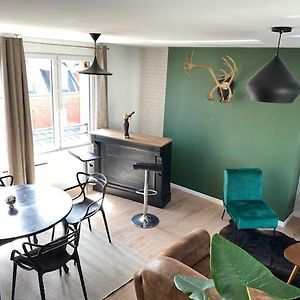 Appartement à 2 Chambres à Coucher