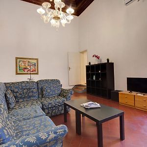 Appartement à 3 Chambres à Coucher