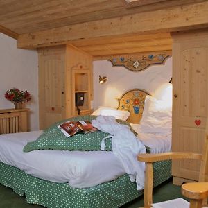 Chambre Classique Lit Queen-Size