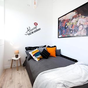 Superapart Rakowiecka 43A