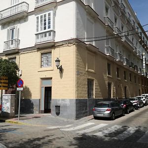 Centro Historico Con Parking Cadiz