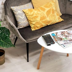Raday Studio Home