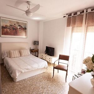 Lola.- Habitacion De Matrimonio, Con Bano Privado