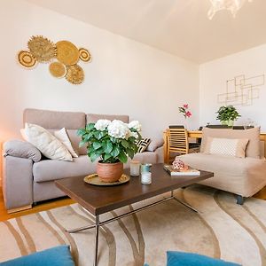 Bel Appartement 7mn Centre Ville 95M2 4 Adultes et Bébé avec Garage Sous sol