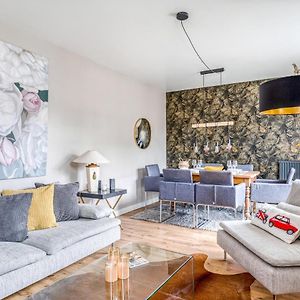 Appartement à 2 Chambres à Coucher