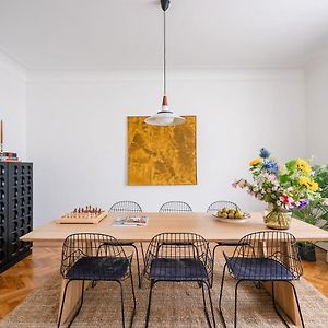 Appartement à 2 Chambres à Coucher