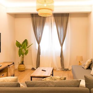 Appartement à 3 Chambres à Coucher