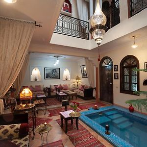 Riad De La Semaine