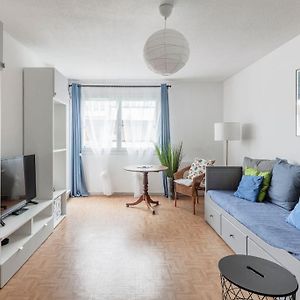 Appartement à 2 Chambres à Coucher