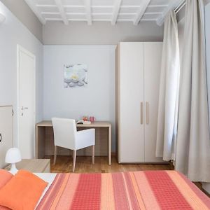Appartement à 4 Chambres à Coucher