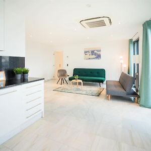 Appartement à 3 Chambres à Coucher