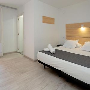 Private Bathroom Triple Room