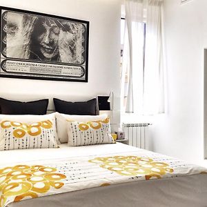 PIGNETO VILLAGE Roma Guest House Apartment