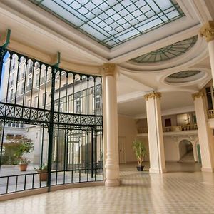 Apartment In Historical Center Of Vichy Palais Belle Epoque ,International