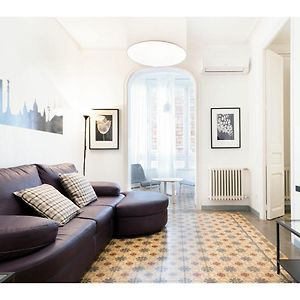 Appartement à 3 Chambres à Coucher