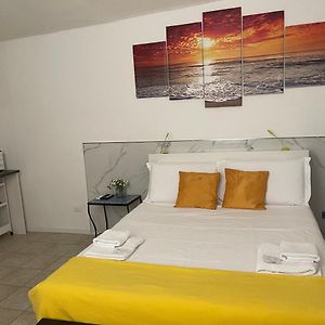 1-Tourist House Bologna-Cefalonia