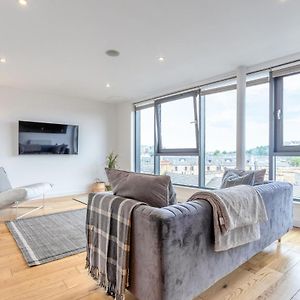 Appartement à 2 Chambres à Coucher