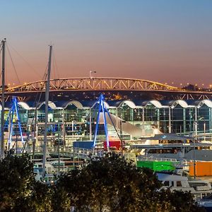 The Quays - Auckland Viaduct