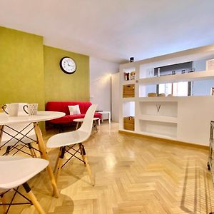 Charming Cozy Malasana