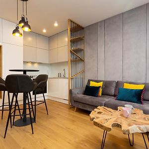 Apartment City Center Grzybowska By Renters Prestige