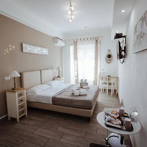 Private Bathroom King Room