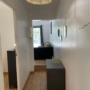 Appartement à 2 Chambres à Coucher